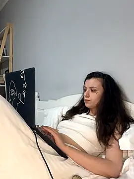 bunnythetailor's cam snapshot