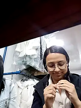 bri_ali's cam snapshot