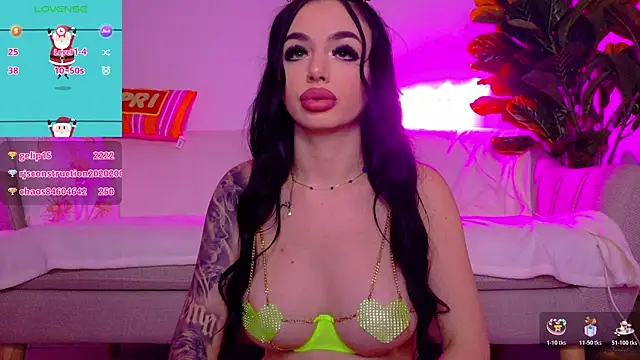 TiaBelle's cam snapshot