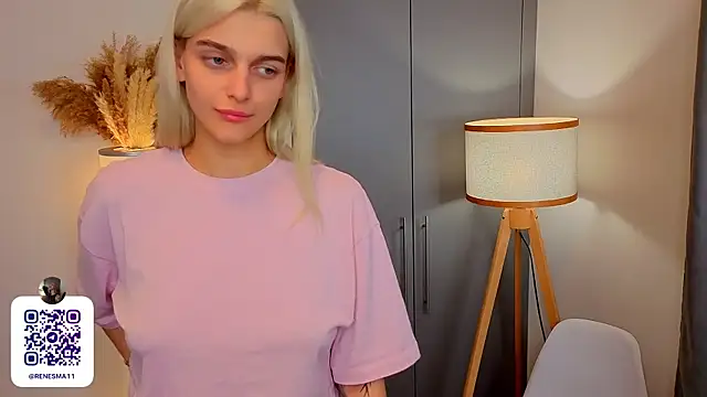 AdameShoyer's cam snapshot