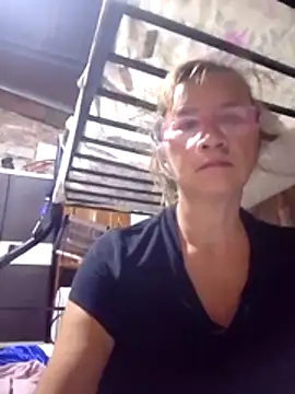 SexyHottMom's cam snapshot