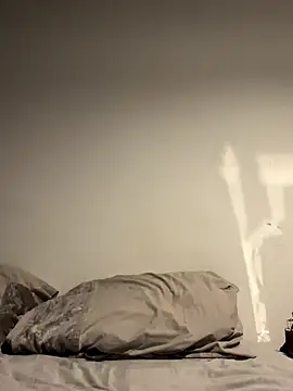 LollyLove_'s cam snapshot