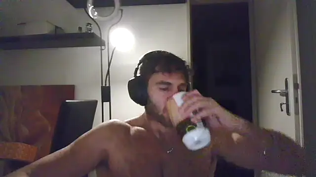 alpha-hunk's cam snapshot