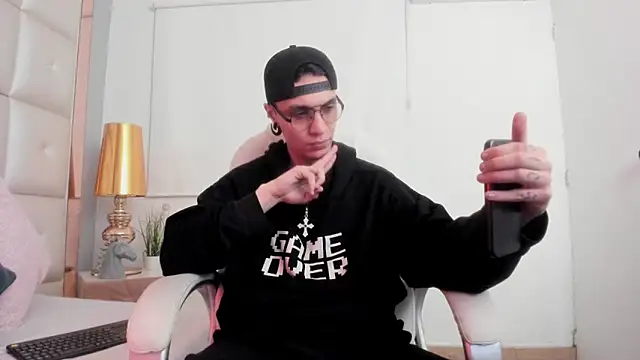 dark_sun302's cam snapshot