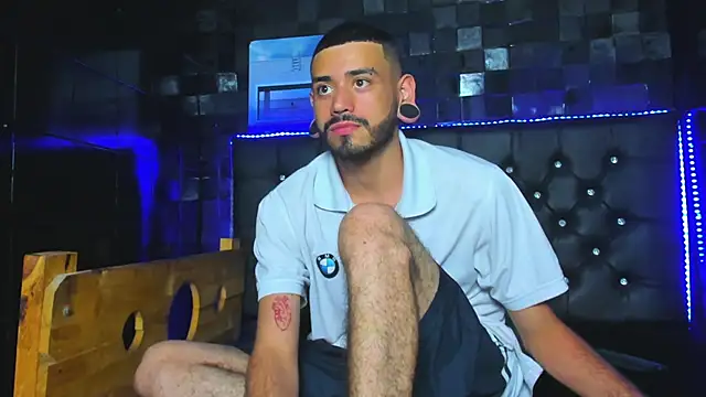 rolo_martinez's cam snapshot