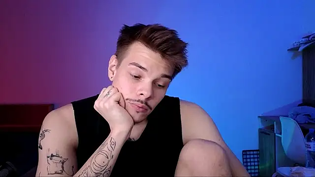 DENIS_HERE's cam snapshot