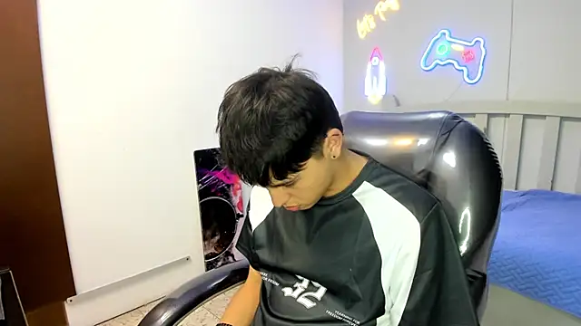 StiwenTwink live sex cam