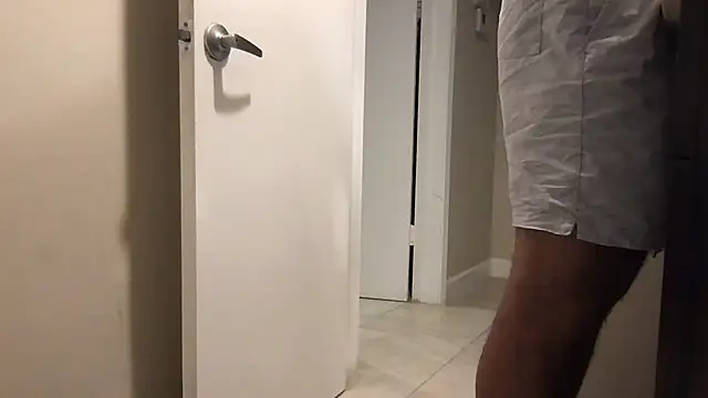 BigGuyMuscle's cam snapshot