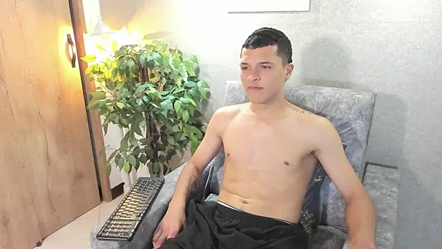 damian_vega13 live sex cam
