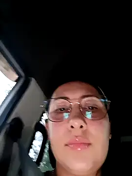 You-kitty2025 live sex cam