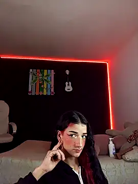 ingrid_zese_'s cam snapshot