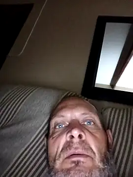 LyrateMarathon's cam snapshot