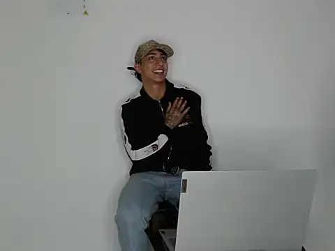 master_Tripa's cam snapshot