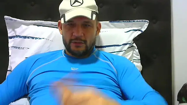 altenori112's cam snapshot