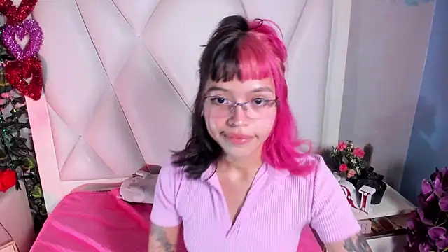 katalina_garcia live sex cam