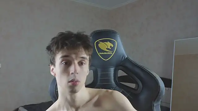 MasonWarholl's cam snapshot