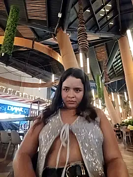 Julieth_hot-69's cam snapshot