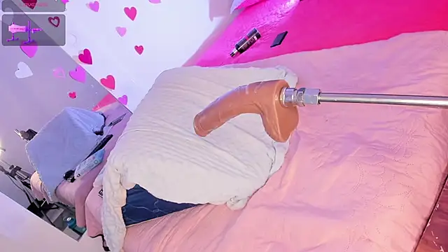 Hilary_Smile_ live sex cam