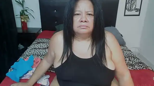 Shanttal0272 live sex cam