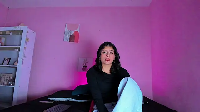 Georgina_Ferri_'s cam snapshot