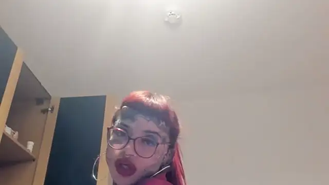 tamarapervert live sex cam