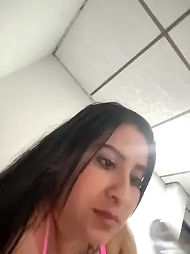 mialorents's cam snapshot