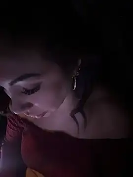 Sarahlove_90's cam snapshot