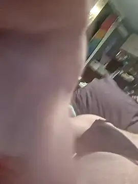 MagicAdmiralty5's cam snapshot