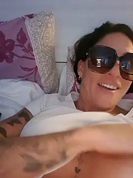 sexy7883's cam snapshot