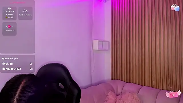 emmy_rosse_'s cam snapshot