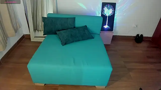 camilakis's cam snapshot