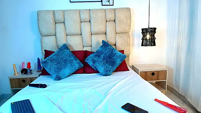 AdharaSmithh's cam snapshot