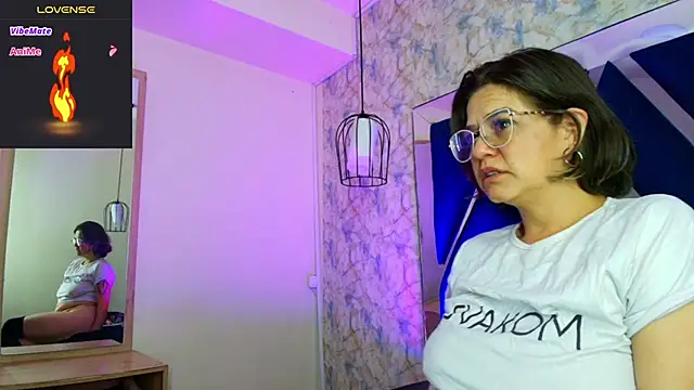 Luciifeer_'s cam snapshot