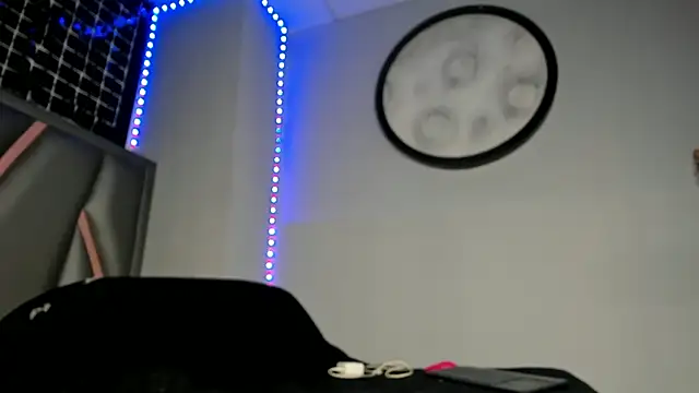 klariz09's cam snapshot