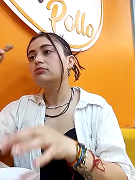 KittenMiss_'s cam snapshot