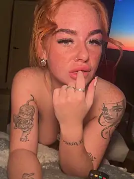 Ellieskyyee1's cam snapshot