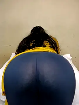 MISS__PRIYA's cam snapshot