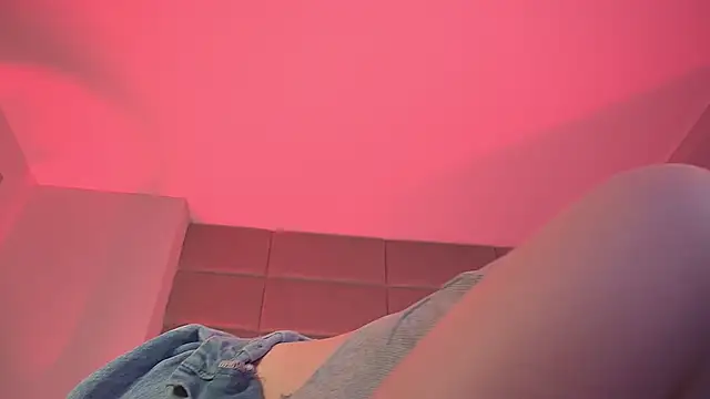 KatiaFinesse live sex cam