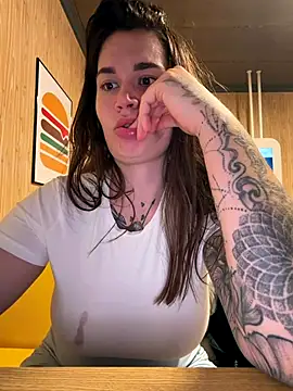 TattooGirlAlia live sex cam