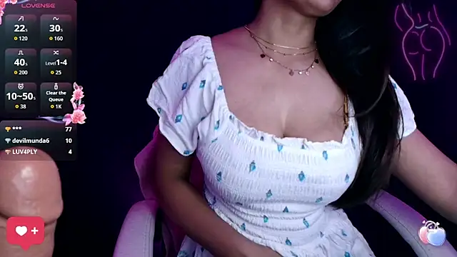 DesiZoya live sex cam