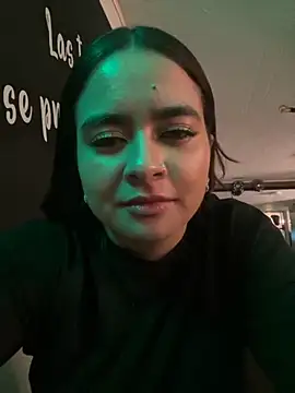 HANNAHBAKER00's cam snapshot