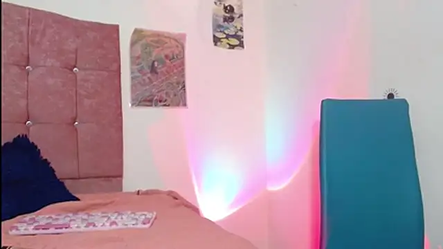 cloesun12's cam snapshot