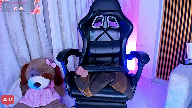 alejagarcia_'s cam snapshot