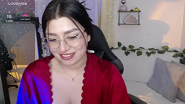 mily_thomson_b_'s cam snapshot