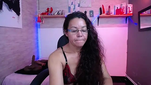 MaturePure's cam snapshot