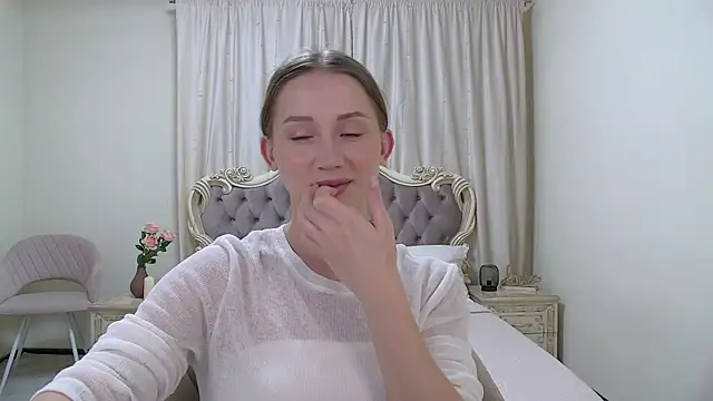 OliviaBrian's cam snapshot