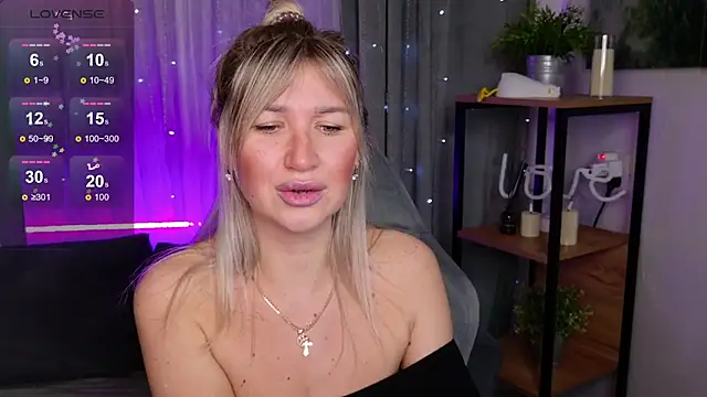 MilaBott's cam snapshot