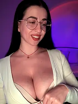 Emylia's cam snapshot