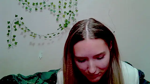 _kikiclark__'s cam snapshot