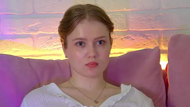 SelinSwarovski's cam snapshot